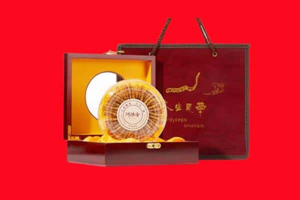 收购资讯:德化县回收冬虫夏草是按克吗